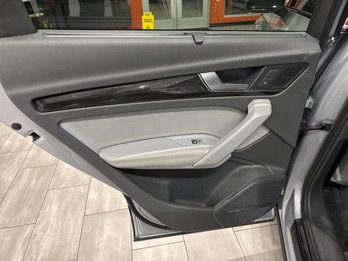 Used 2019 Audi Q5 2.0T Premium Plus image 26