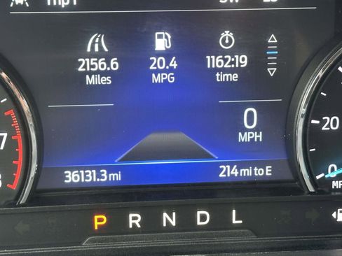 Used 2022 Ford Explorer XLT image 25