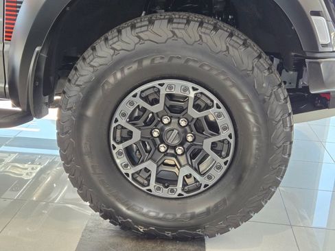 Used 2025 Ford F150 Raptor w/ Equipment Group 803A Raptor R image 6