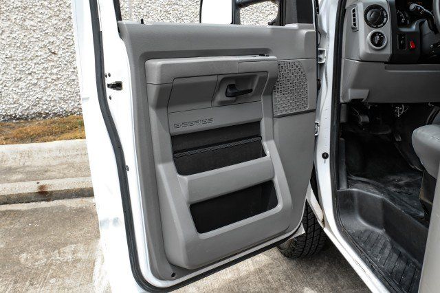 Used 2019 Ford E-350 and Econoline 350 Super Duty w/ Power Windows & Locks Group RWD image 33