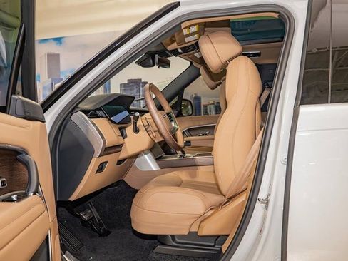 Used 2025 Land Rover Range Rover Long Wheelbase SE image 20