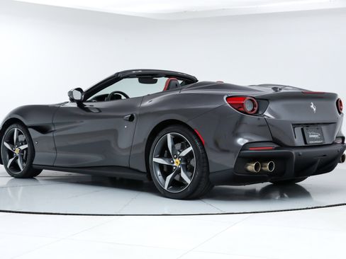 Certified 2023 Ferrari Portofino M image 8