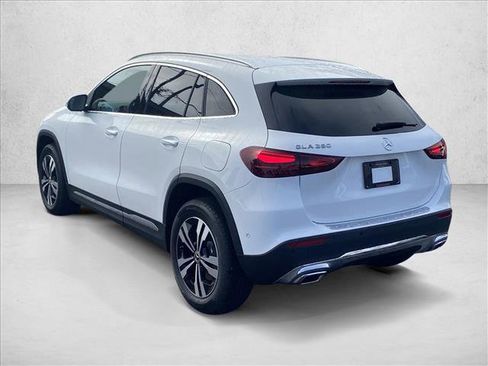 Certified 2025 Mercedes-Benz GLA 250 image 9