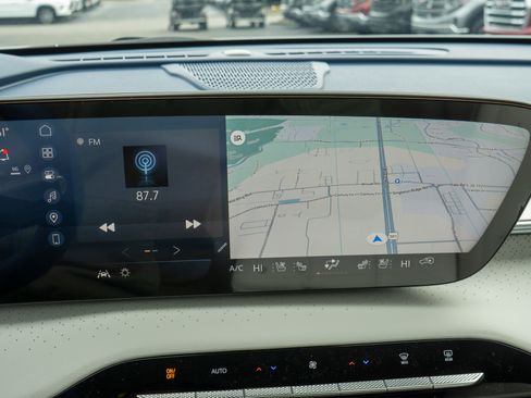 New 2026 Buick Enclave Avenir w/ Super Cruise Package image 15