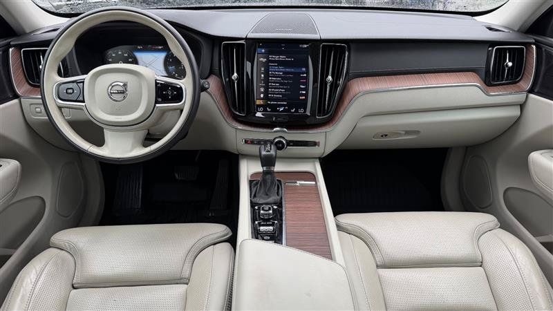 Used 2019 Volvo XC60 T6 Inscription w/ Protection Package AWD/4WD image 17