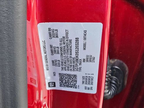 Used 2025 GMC Canyon Elevation RWD image 25