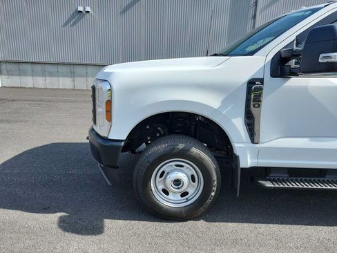 Used 2024 Ford F250 XL w/ Snow Plow/Camper Package AWD/4WD image 10
