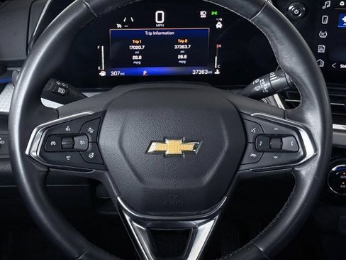 Used 2024 Chevrolet Trax LT w/ Driver Confidence Package image 10