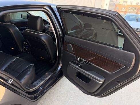 Used 2014 Jaguar XJ L Portfolio RWD image 15