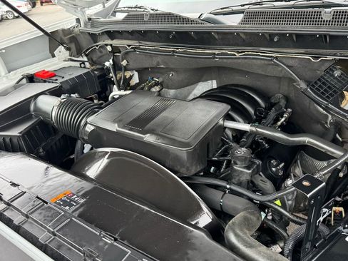 Used 2024 Chevrolet Silverado 2500 Custom w/ Custom Value Package image 22