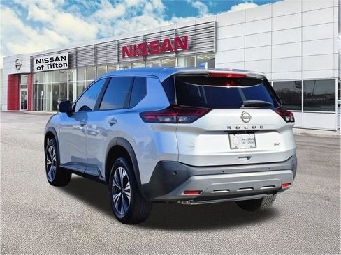 Certified 2023 Nissan Rogue SV image 6