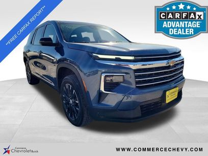 Used 2025 Chevrolet Traverse LT w/ Sun and Wheel Package