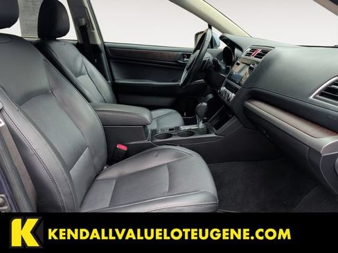 Used 2017 Subaru Outback 2.5i Limited AWD/4WD image 15