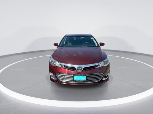 Used 2013 Toyota Avalon XLE image 3