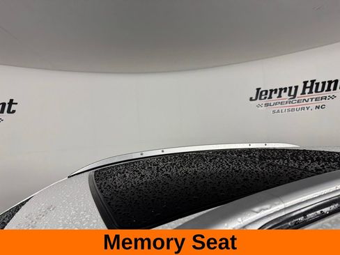 Used 2023 Buick Encore GX Essence w/ Experience Buick Package image 14