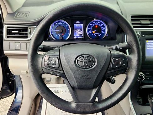 Used 2017 Toyota Camry LE image 13