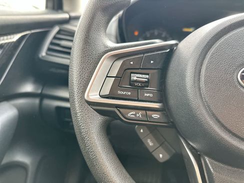 Used 2019 Subaru Crosstrek 2.0i w/ Eyesight System image 28