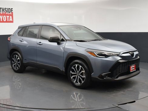 Used 2024 Toyota Corolla Cross AWD Hybrid image 6