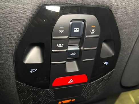 New 2026 Kia EV9 Land w/ Nightfall Edition Package AWD/4WD image 28