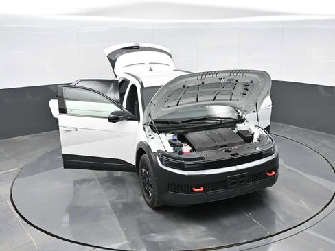 New 2025 Hyundai Ioniq 5 XRT image 40