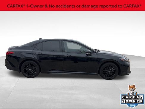 Used 2025 Toyota Camry XSE image 2