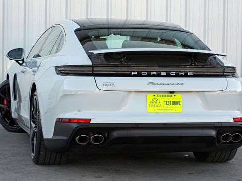 Used 2025 Porsche Panamera 4S w/ Premium Package AWD/4WD image 6