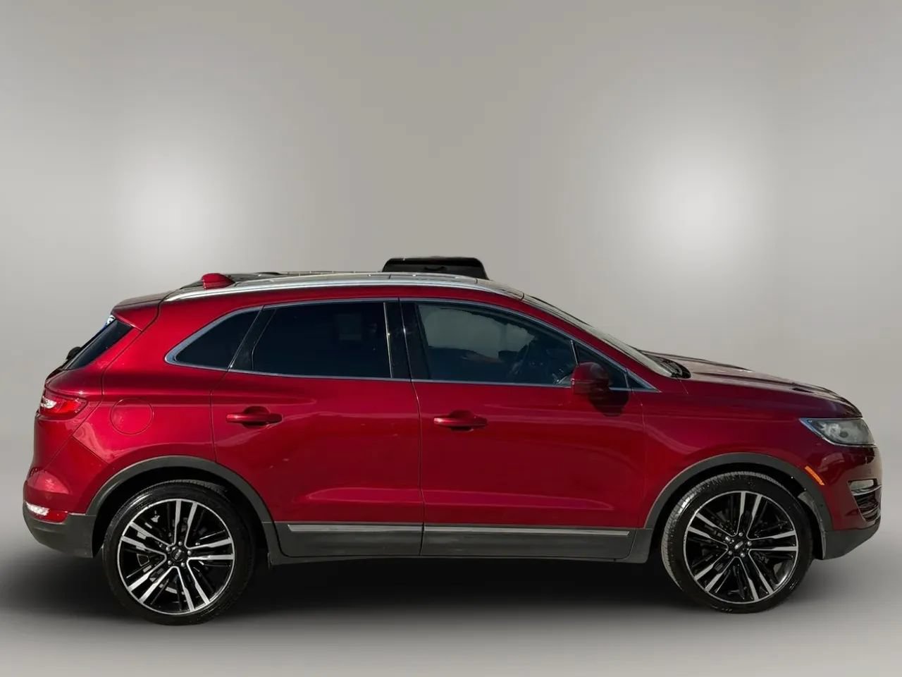 Used 2017 Lincoln MKC Reserve AWD/4WD image 10