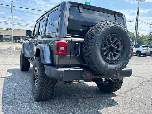 New 2025 Jeep Wrangler Unlimited Rubicon 392 image 5