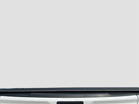 Used 2019 GMC Sierra 1500 SLT w/ SLT Premium Package image 27