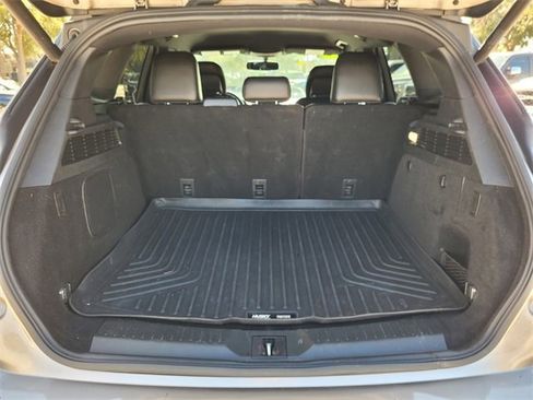 Used 2019 Lincoln MKC Premiere image 9