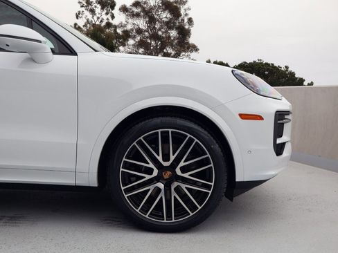 New 2026 Porsche Cayenne AWD/4WD image 11