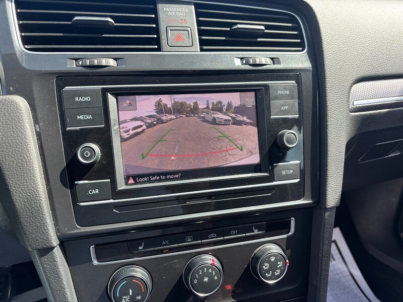 Used 2019 Volkswagen Golf Alltrack S AWD/4WD image 17