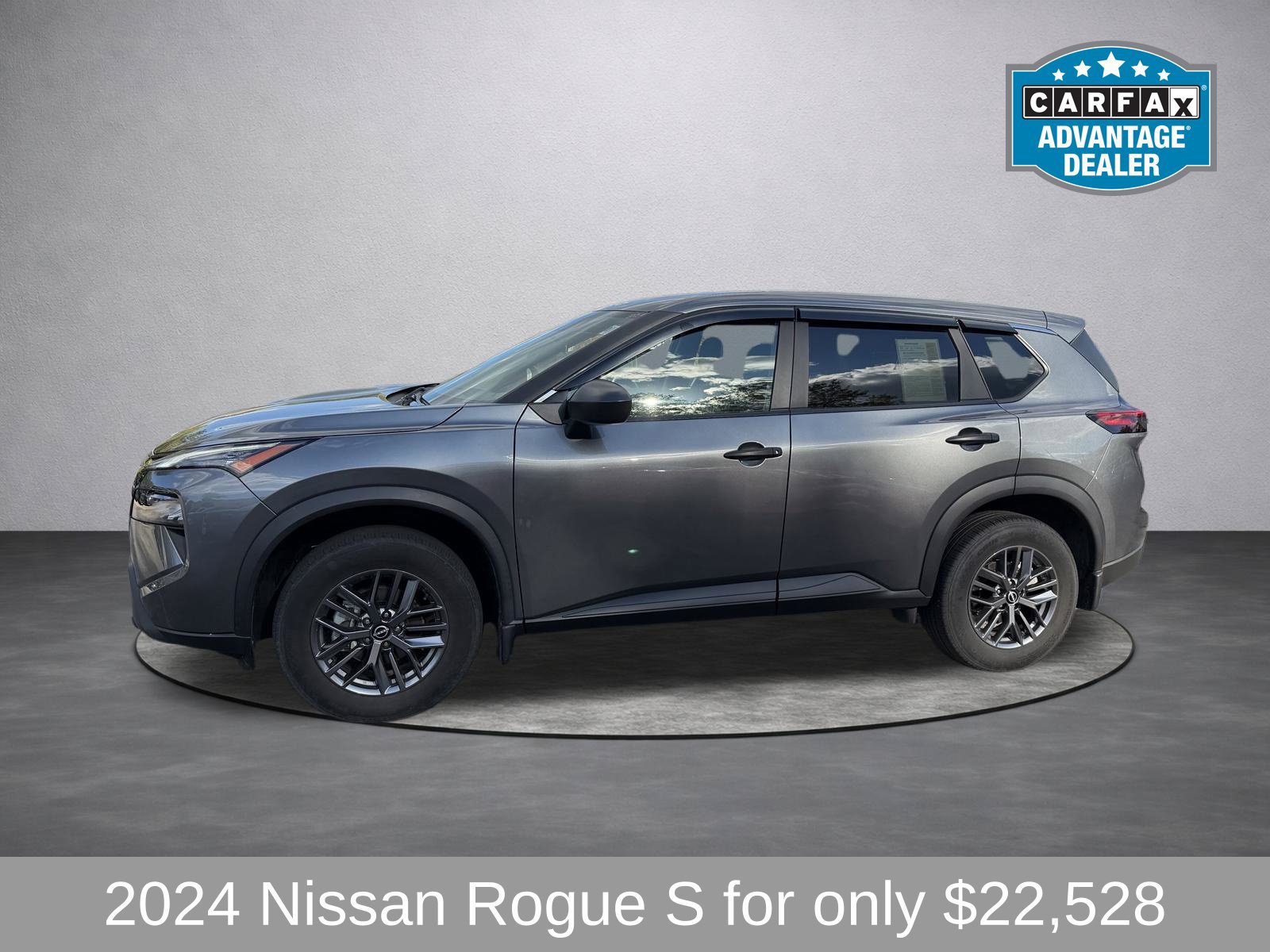 Used 2024 Nissan Rogue S AWD/4WD image 6