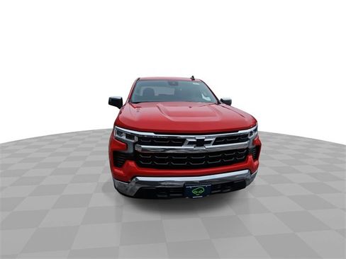 Used 2023 Chevrolet Silverado 1500 LT image 3