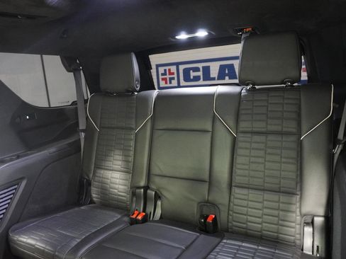 Used 2023 Cadillac Escalade Sport Platinum image 31