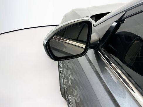 Used 2023 Nissan Altima 2.5 SV FWD image 16