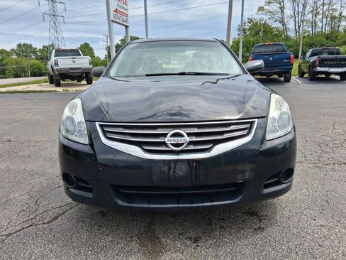 Used 2010 Nissan Altima Hybrid Sedan FWD image 2