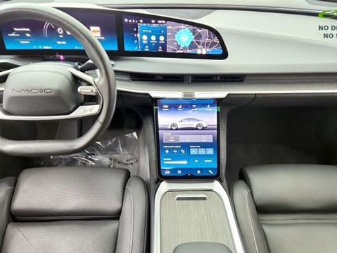 Used 2024 Lucid Air Touring AWD/4WD image 34