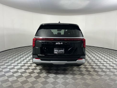 Used 2025 Kia Carnival LXS image 7