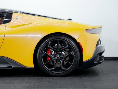 Used 2022 Maserati MC20 Coupe image 7