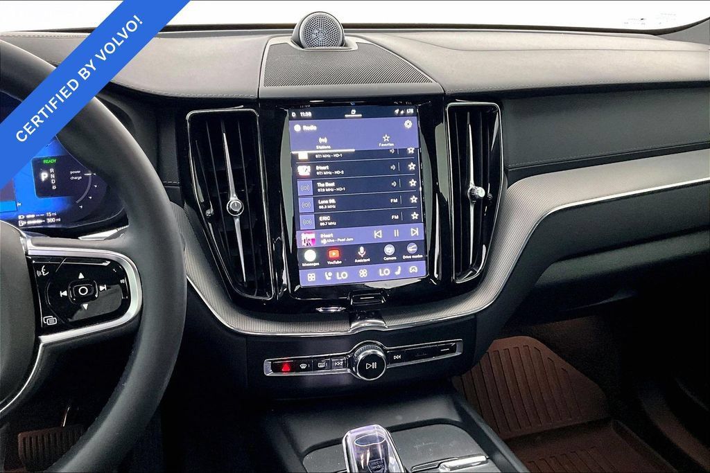 Used 2024 Volvo XC60 T8 Ultimate w/ Protection Package Premier AWD/4WD image 7