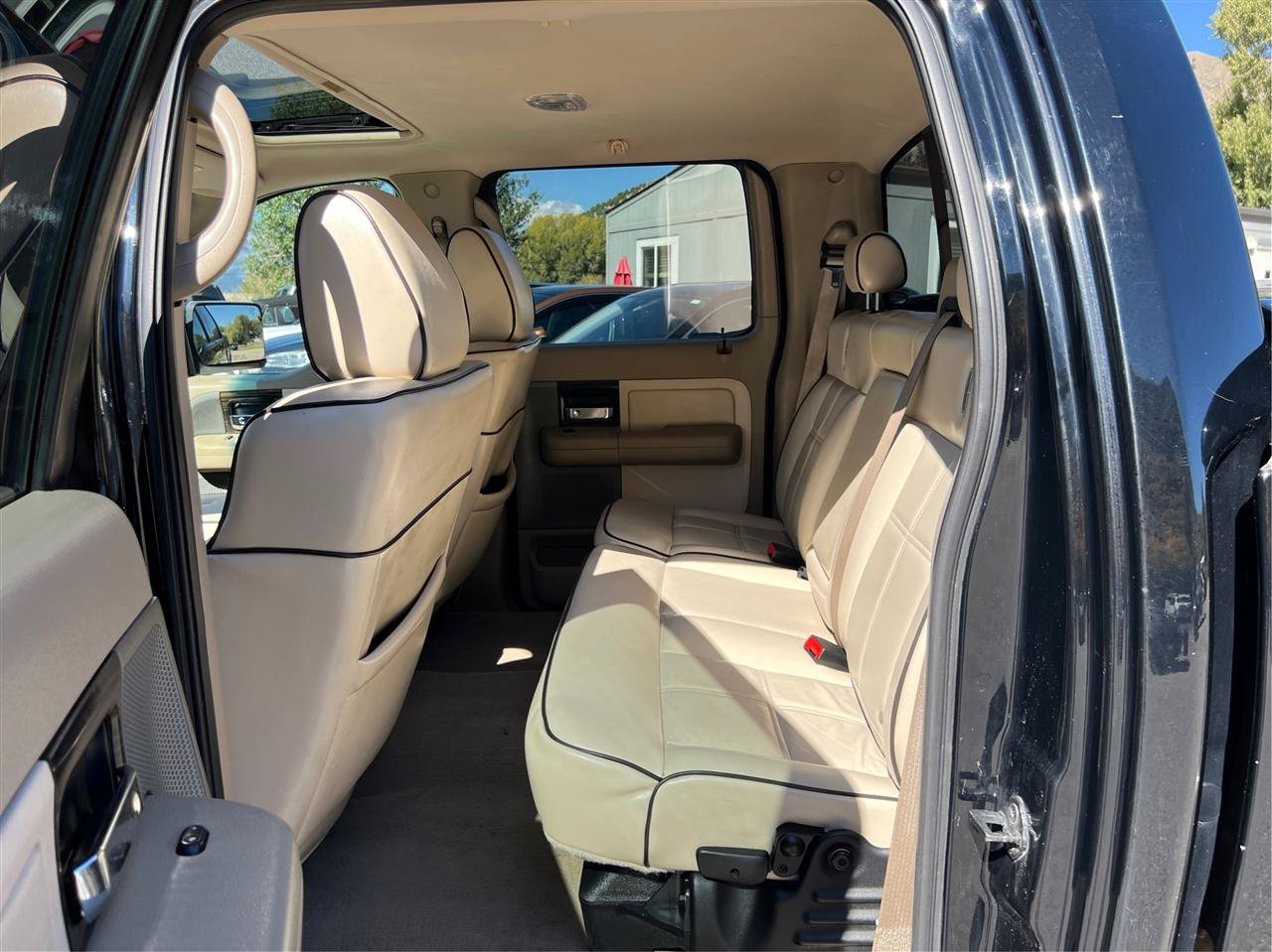 Used 2008 Lincoln Mark LT 4x4 image 10