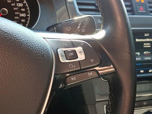 Used 2017 Volkswagen Golf Alltrack SE image 17