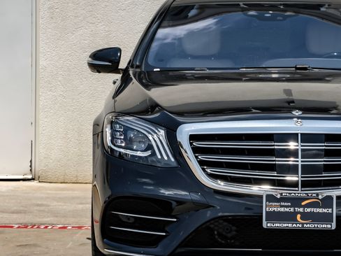 Used 2018 Mercedes-Benz S 560 Sedan image 47