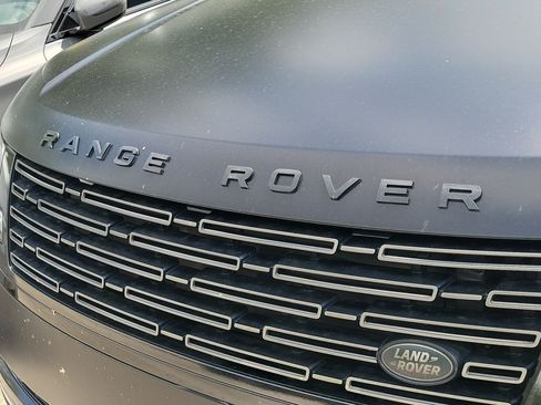 Used 2023 Land Rover Range Rover SE AWD/4WD image 6