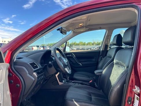 Used 2018 Subaru Forester 2.5i Touring AWD/4WD image 27