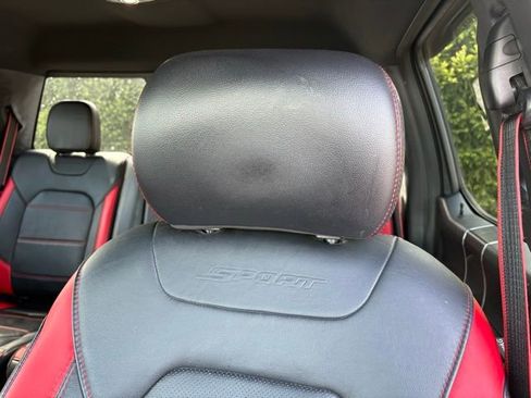 Used 2018 Ford F150 Lariat w/ Equipment Group 502A Luxury AWD/4WD image 26