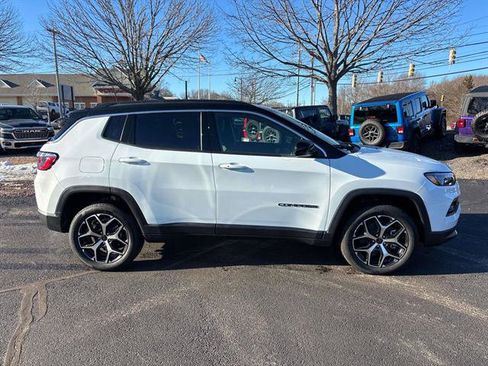 New 2026 Jeep Compass Limited image 2