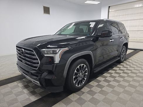 Used 2024 Toyota Sequoia Limited w/ Tow Technology Package AWD/4WD image 1