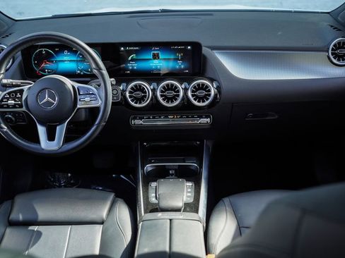 Used 2022 Mercedes-Benz GLA 250 4MATIC image 20